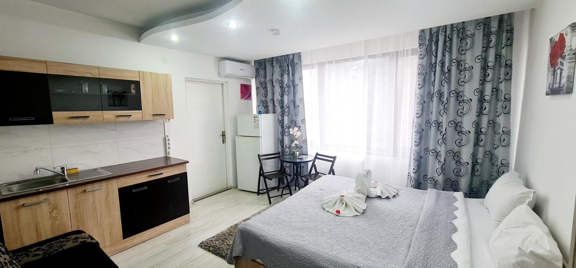 Pensiunea Red Rose Apartments Тимишоара Екстериор снимка