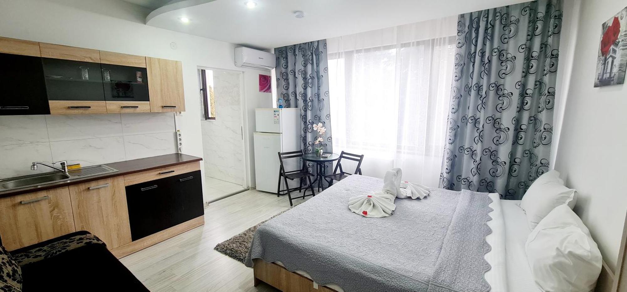 Pensiunea Red Rose Apartments Тимишоара Екстериор снимка