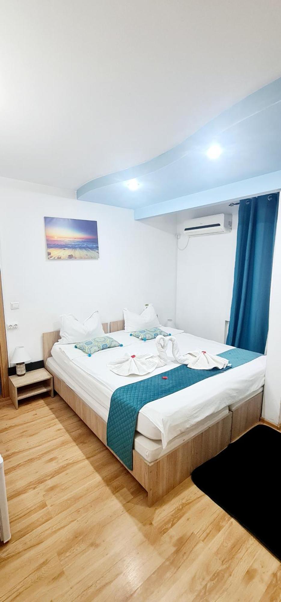 Pensiunea Red Rose Apartments Тимишоара Екстериор снимка